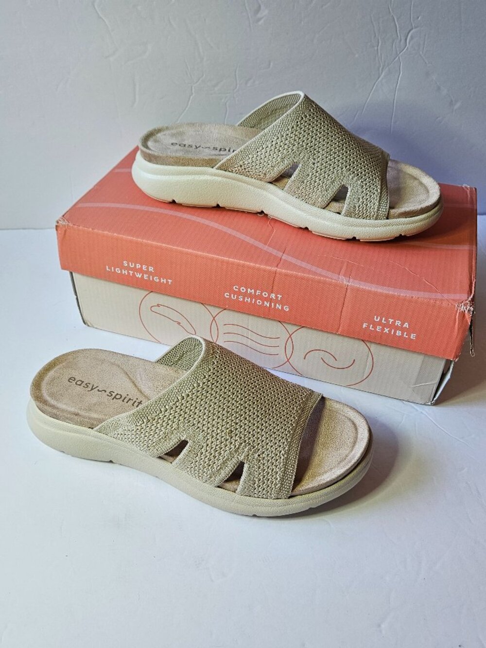Easy Spirit Beige Slip-On Knit Sandals Womens Size 5.5